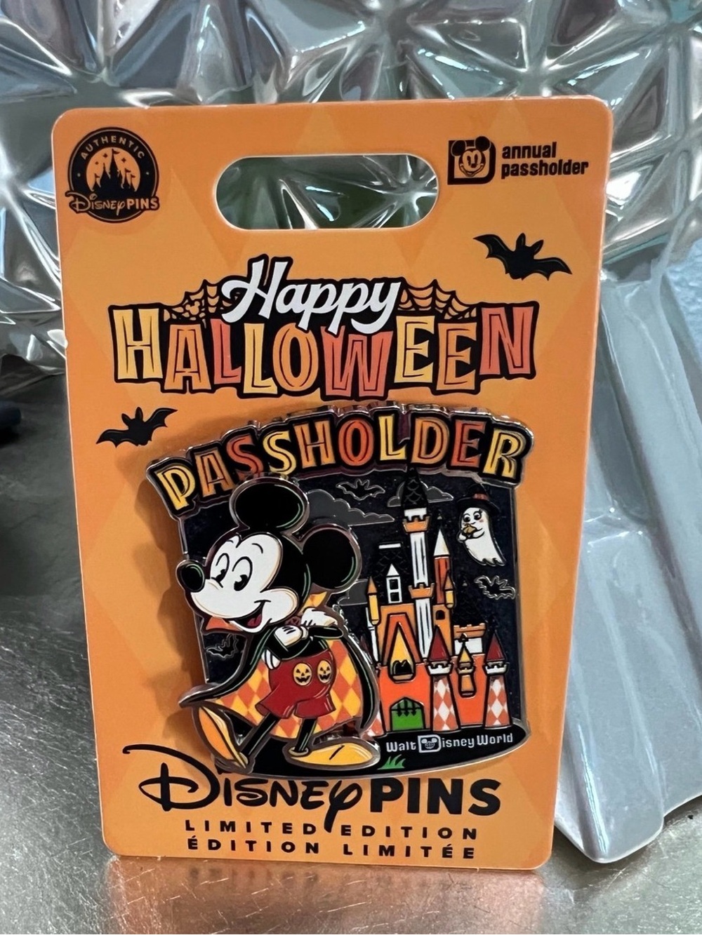Disney Parks Happy Halloween Passholder Pin